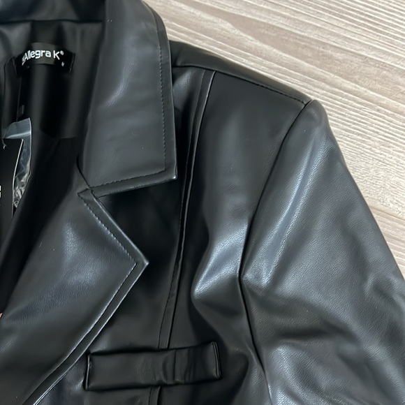 Faux Leather Blazer - Black - Picture 10 of 12